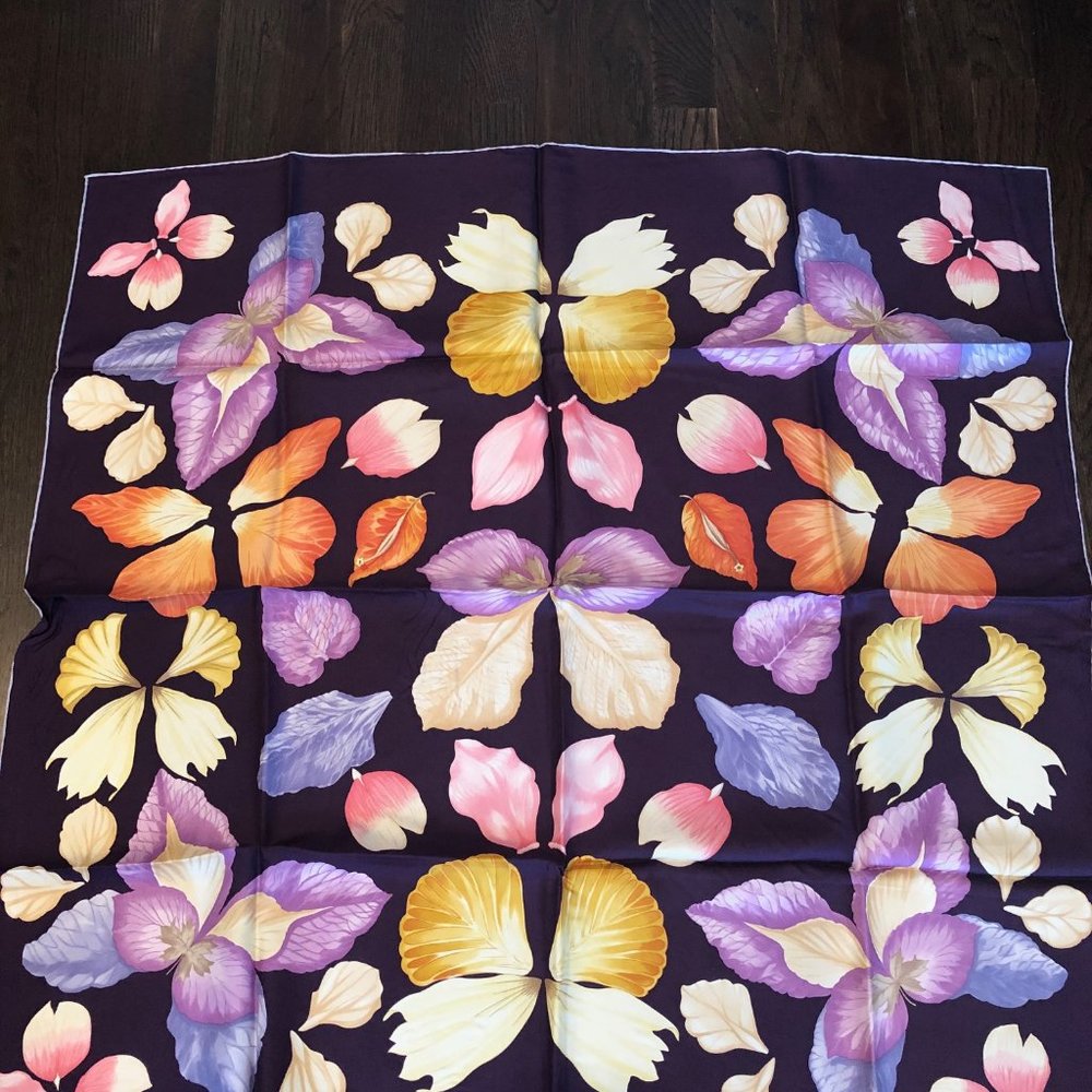 Limited Edition Ferragamo Silk Scarf - Flower